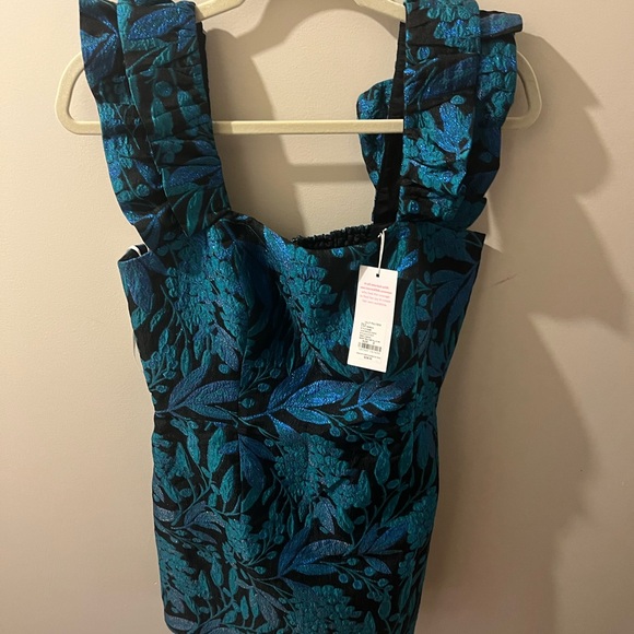 Lilly Pulitzer NWT Lolina Brocade Romper. NWT. Size 8. - Picture 4 of 9